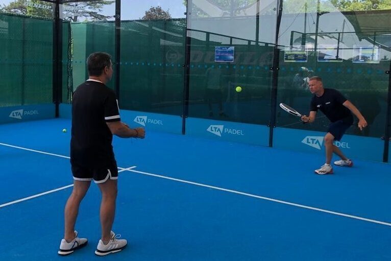 Padel back glass